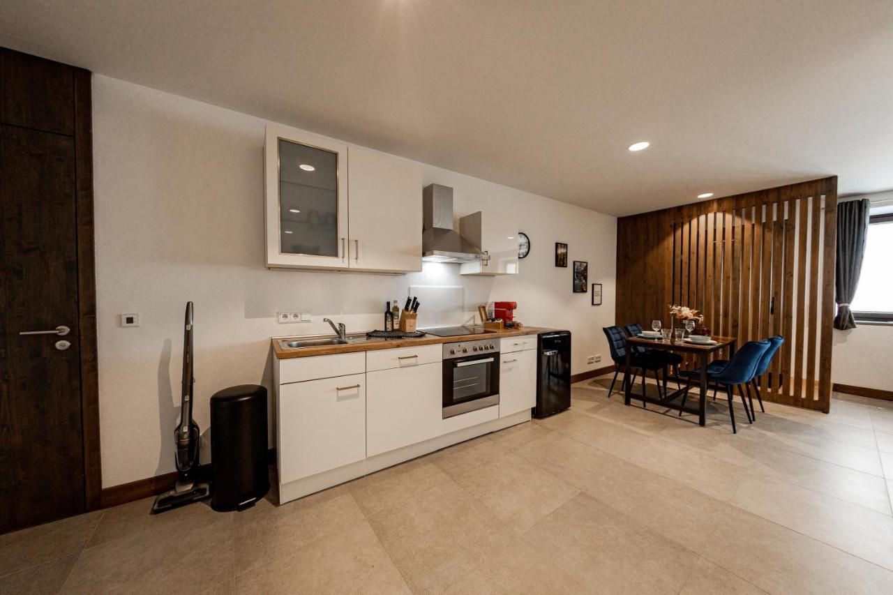 Servus-apartments Direkt In Der Nah Am Wasser Netflix Apartment *